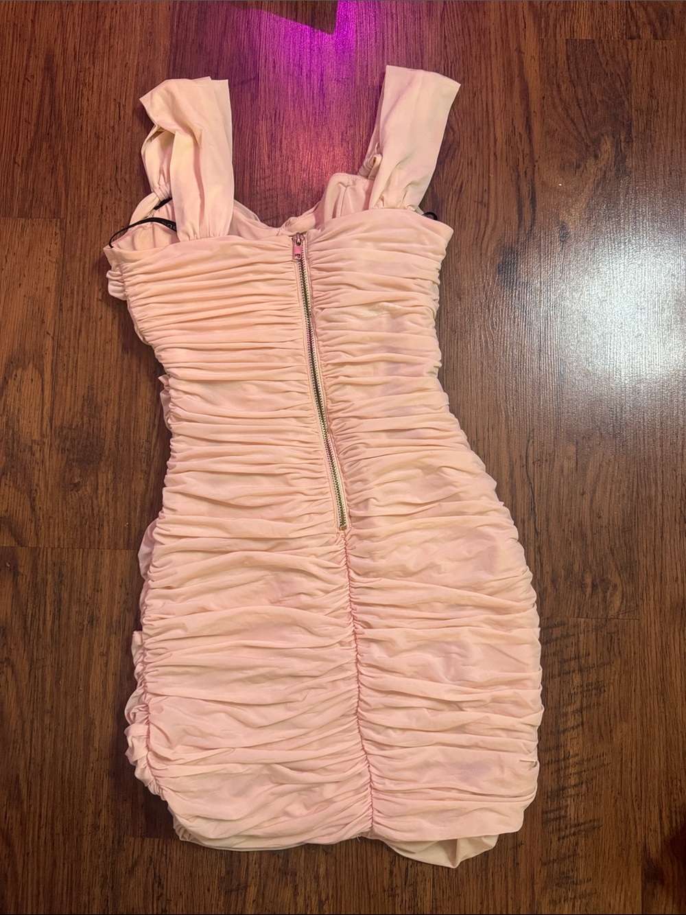 bebe Blush Pink Ruched Sleeveless Bodycon Mini Dress 17.1T - Picture 2 of 4